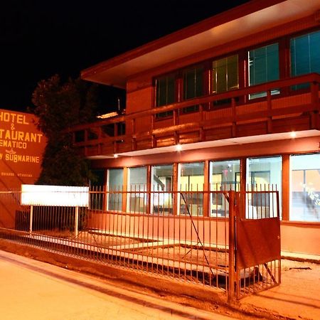 פואנטה ארנס Hotel Yellow Submarine מראה חיצוני תמונה
