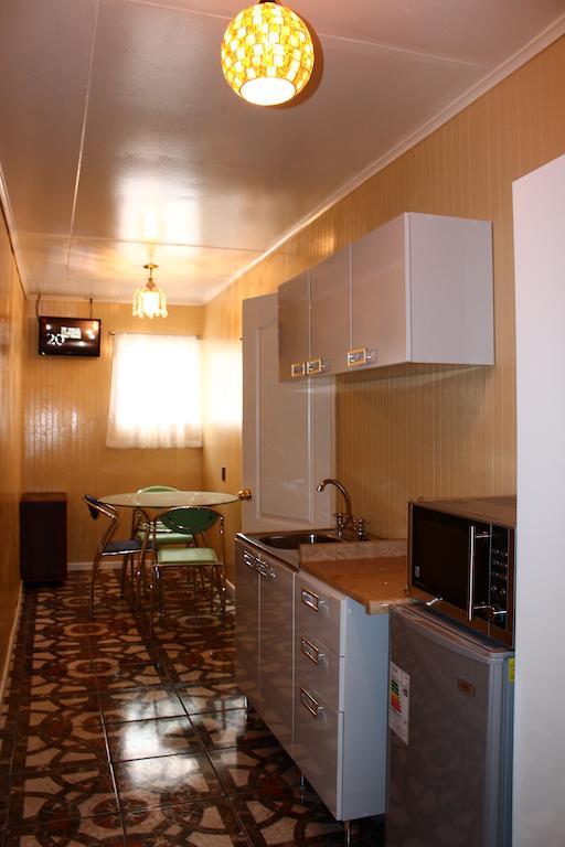 פואנטה ארנס Hotel Yellow Submarine מראה חיצוני תמונה